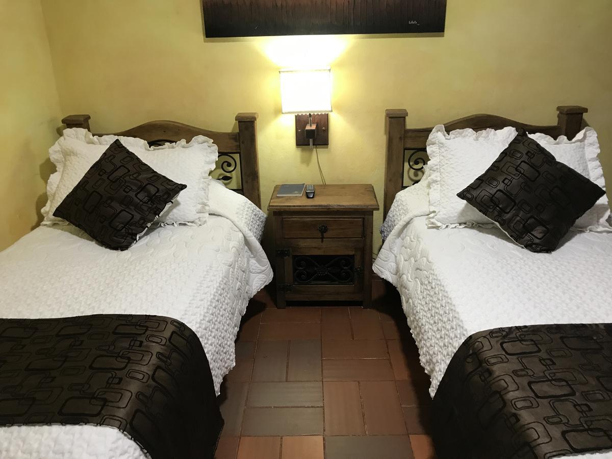 Hotel Sol De La Villa Вилья-де-Лейва Экстерьер фото